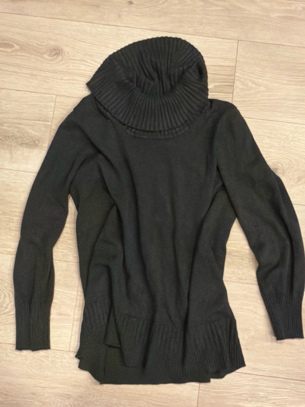 Cable & Gauge Black Ribbed Funnel Turtleneck Sweater